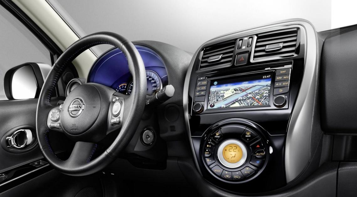 Interior Nissan Micra Firstrentacar