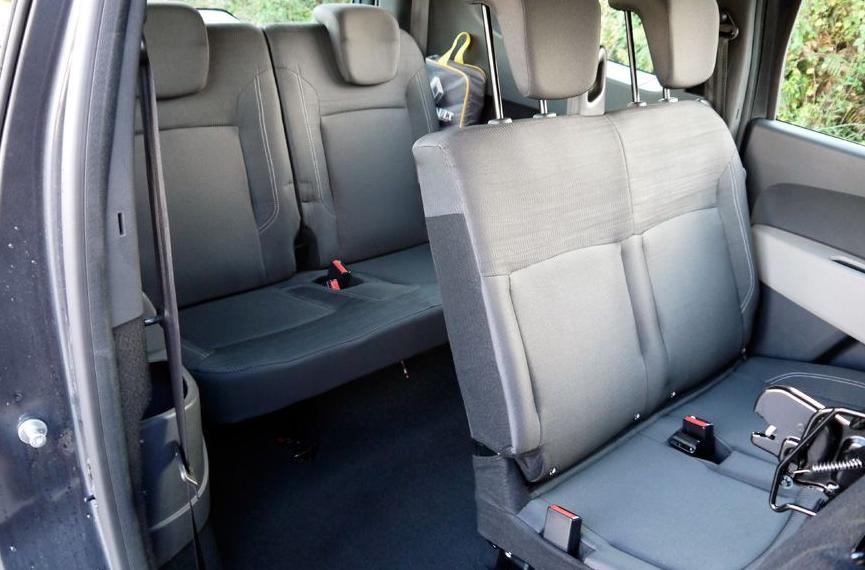  Lacia Lodgy monovolumen rent a car Ibiza